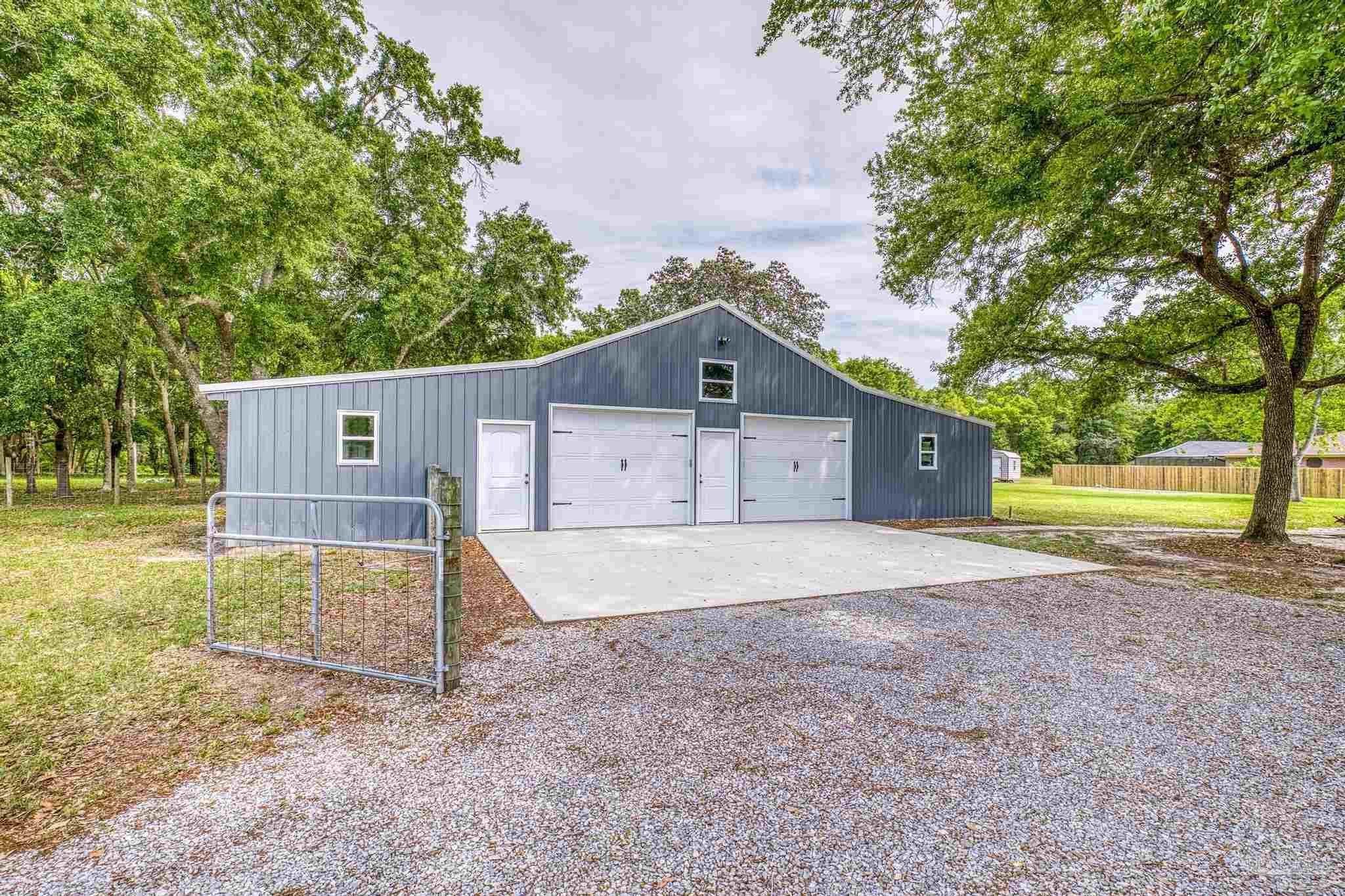 1850 Garcon Point Road Milton, FL 32583 - Photo 46 of 68