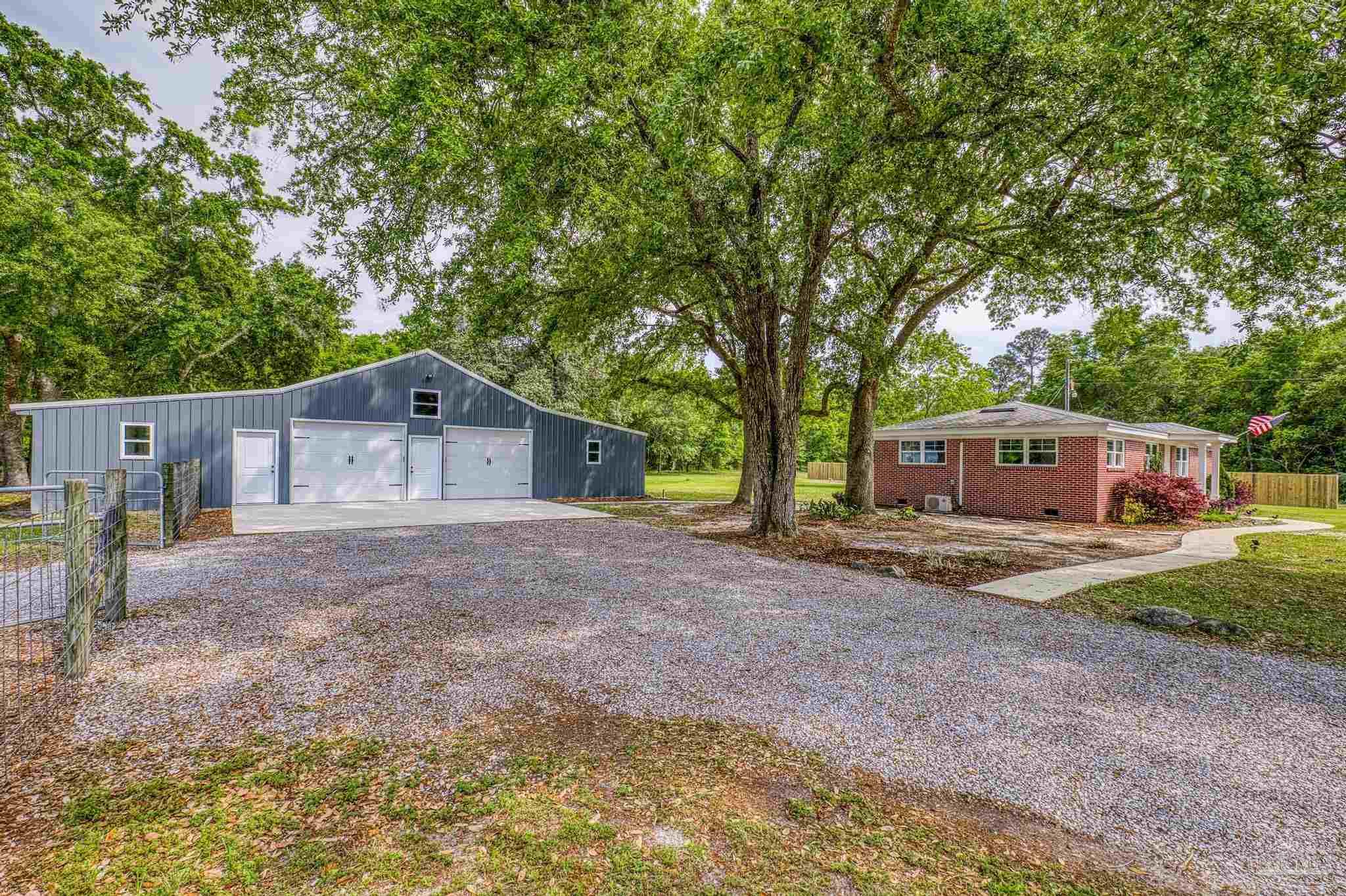 1850 Garcon Point Road Milton, FL 32583 - Photo 47 of 68