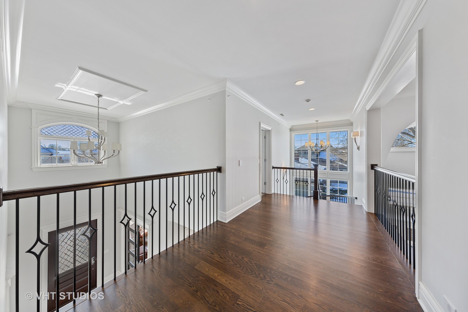2144 Woodlawn Road Northbrook, IL 60062 - Photo 25 of 45 a view of a livingroom with furniture and a hardwood floor