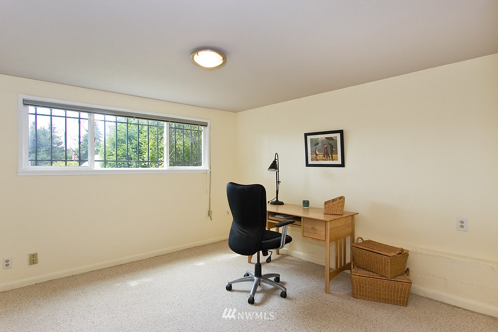 5418 South Roxbury Street Seattle, WA 98118 - Photo 11 of 15 Gallery Image 11