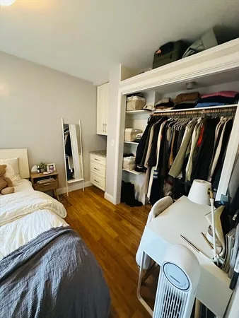 $2,525,000 | 6 Baldwin Place, Boston, MA 02113