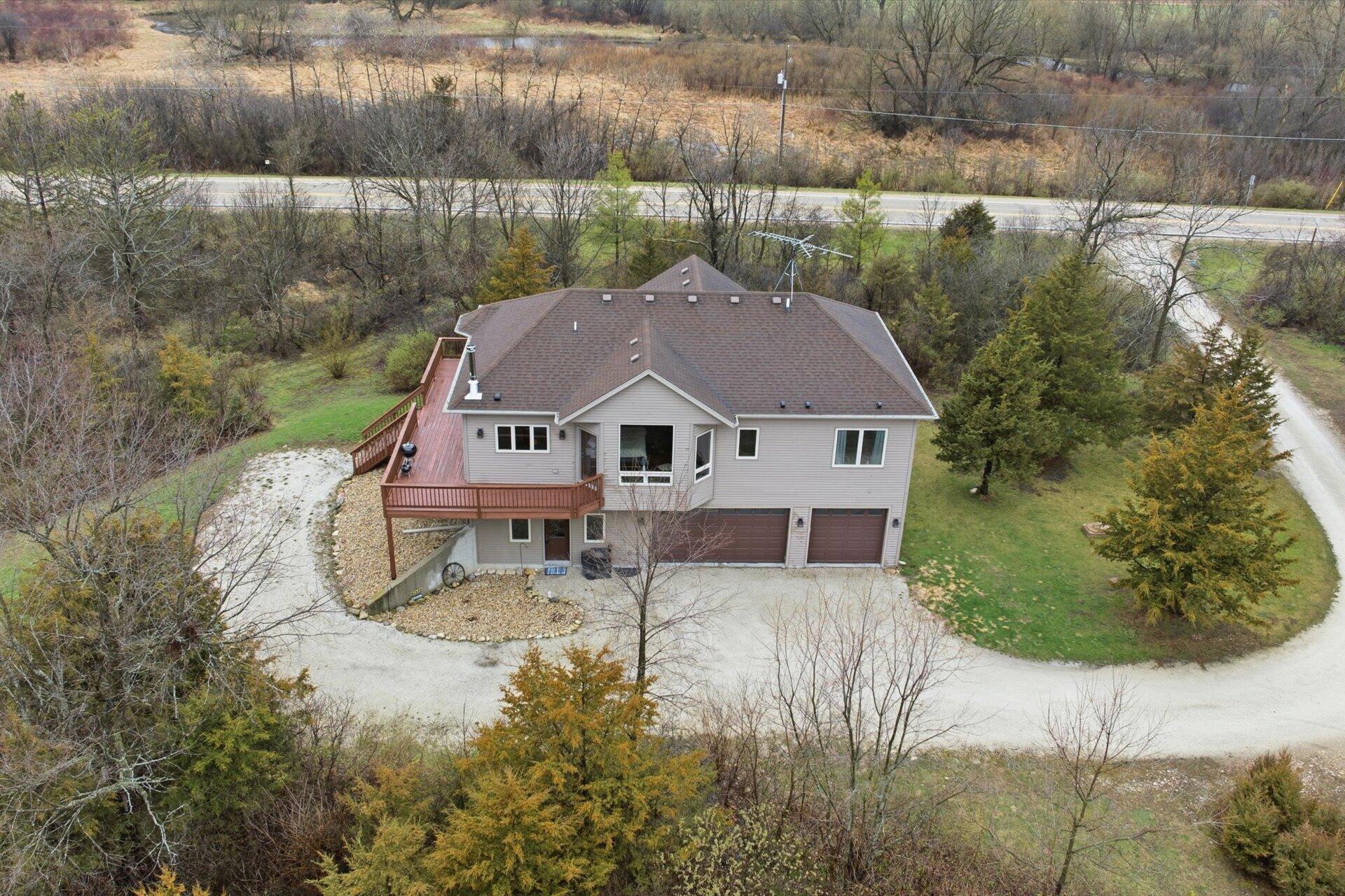 N7026 County DD Spring Prairie, WI 53105 - Photo 25 of 40 02-002_dji_fly_20260410_092904_300_17758