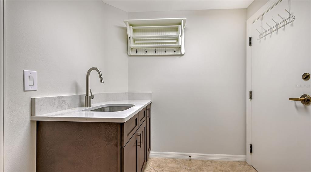 401 North Point Road, Unit 603 Osprey, FL 34229 - Photo 41 of 96