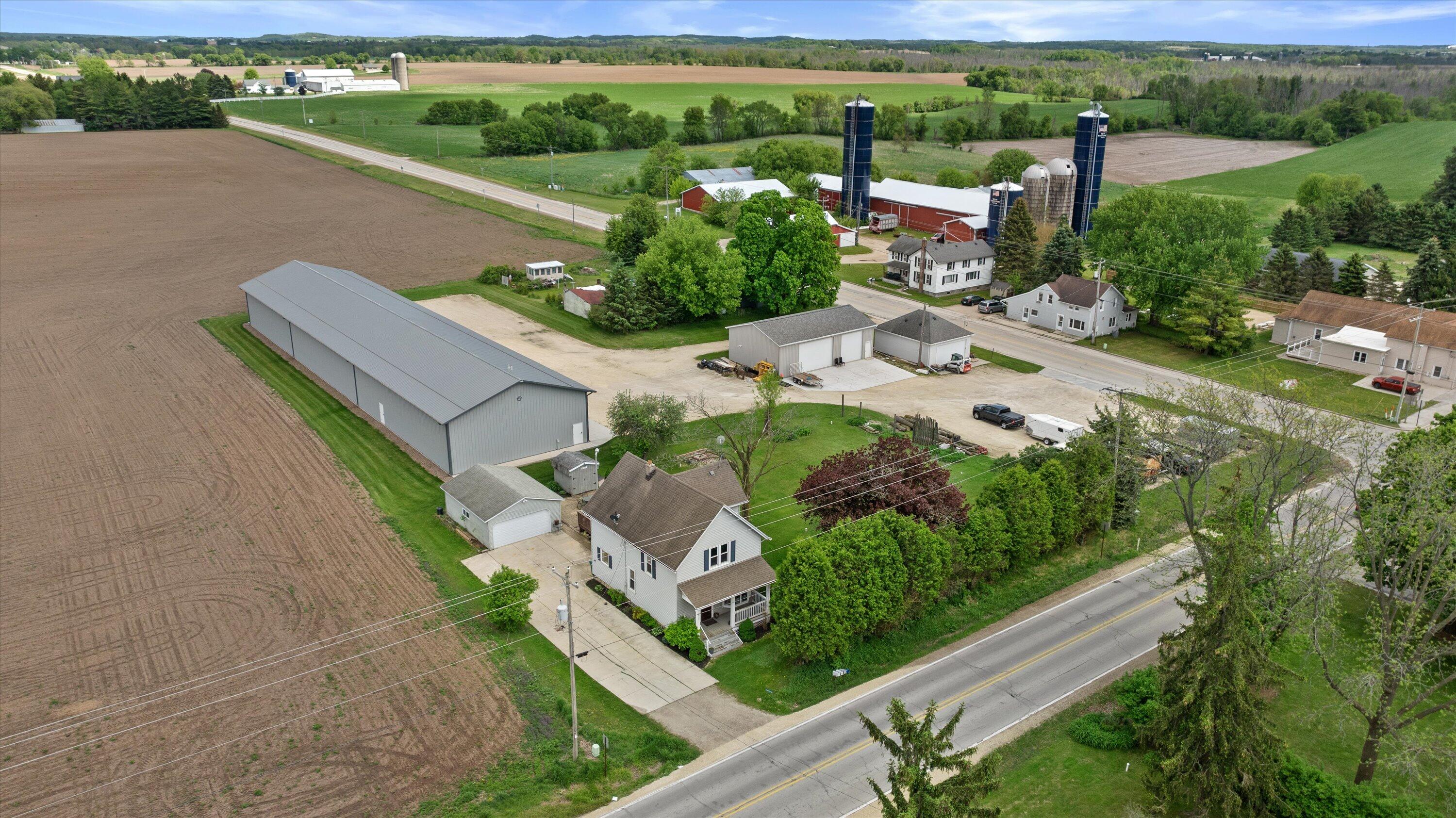 8922 County Highway West Wayne, WI 53010 - Photo 39 of 59 Aerial view