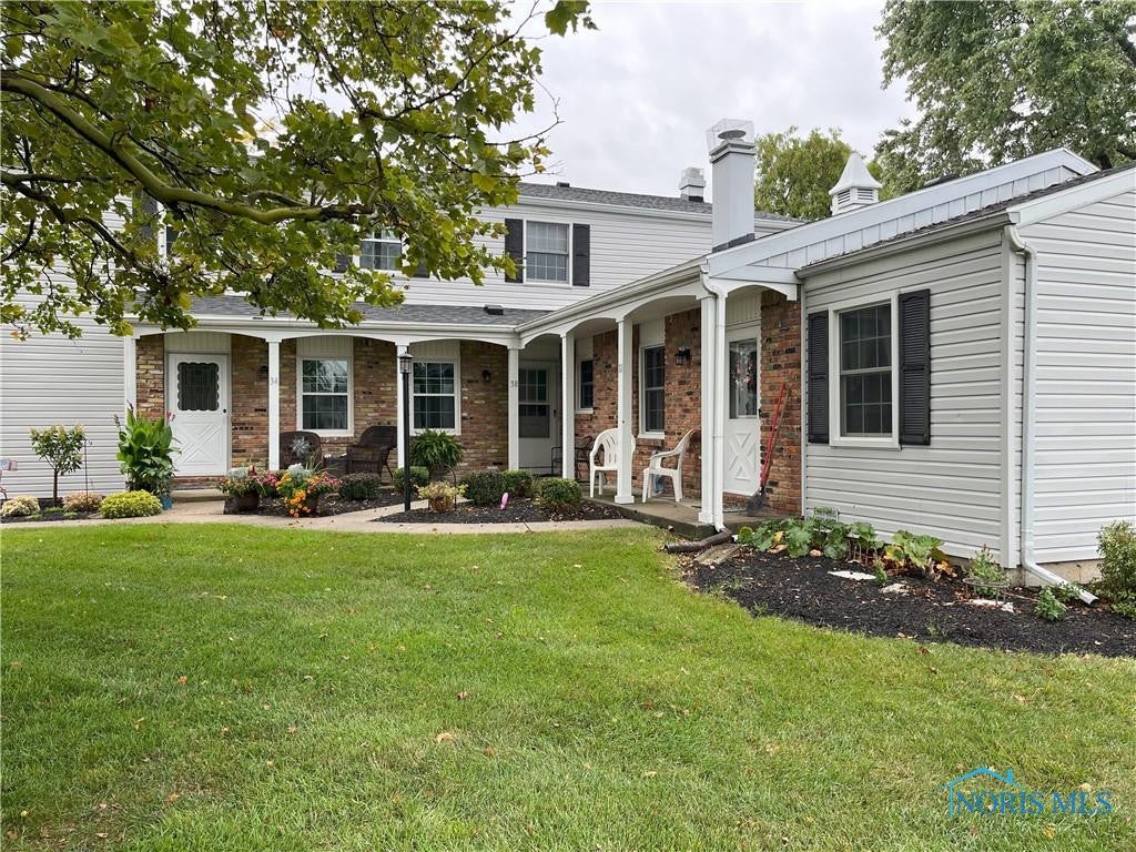 150 Quail Road, Unit 38 Perrysburg, OH 43551 - Photo 3 of 28 Gallery Image 3