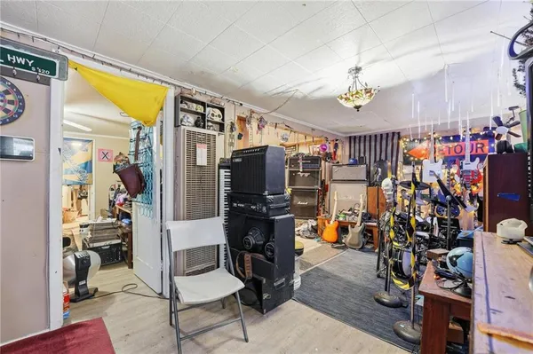 $100,000 | 3730 Ditzler Avenue, Kansas City, MO 64133