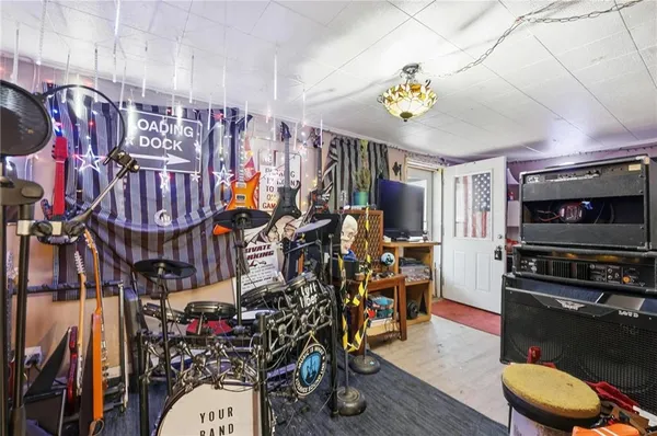 $100,000 | 3730 Ditzler Avenue, Kansas City, MO 64133