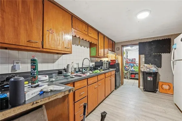 $100,000 | 3730 Ditzler Avenue, Kansas City, MO 64133