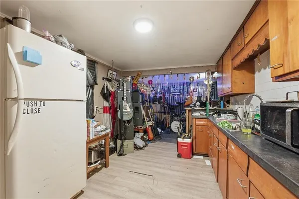 $100,000 | 3730 Ditzler Avenue, Kansas City, MO 64133