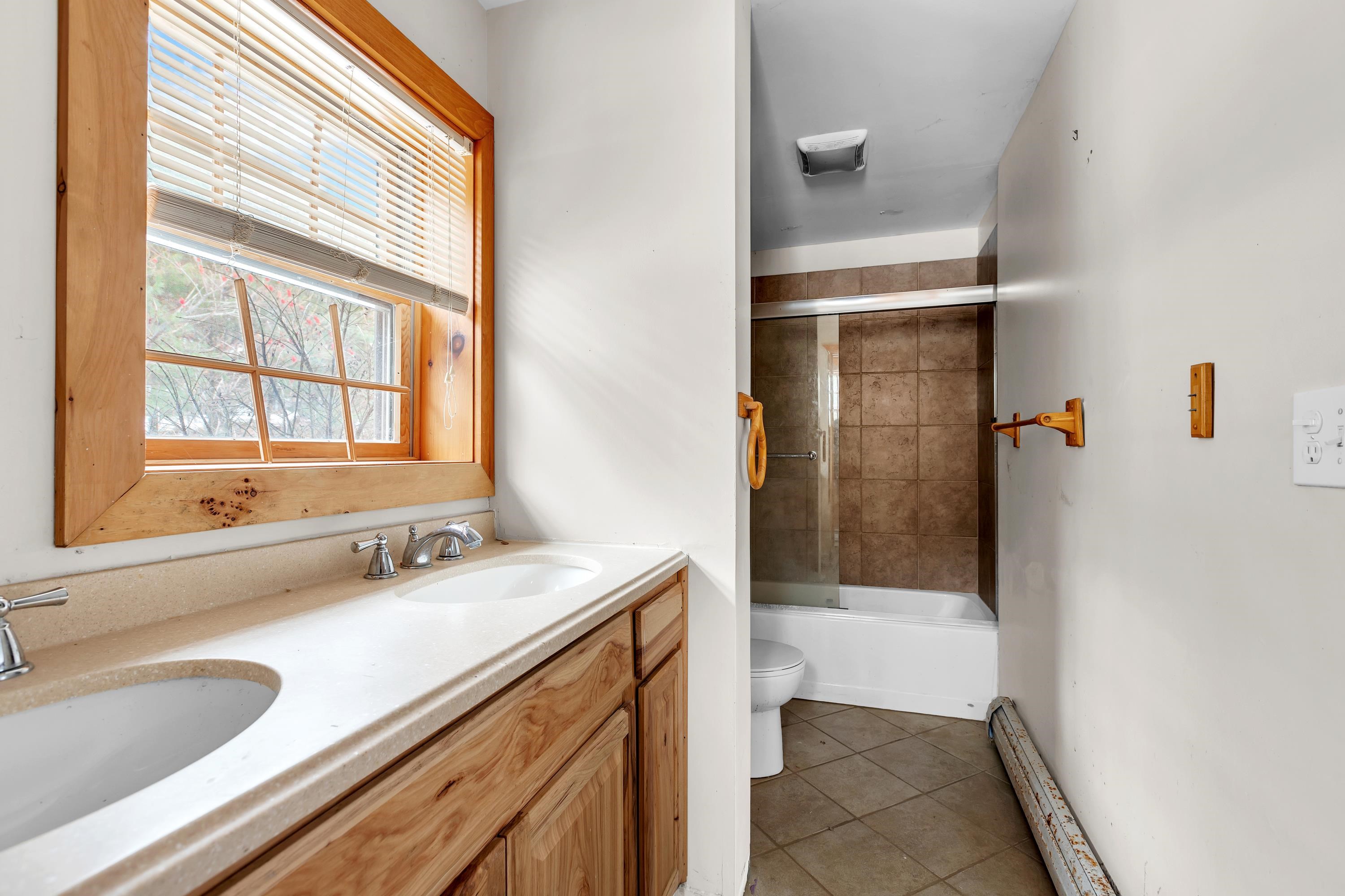 1104 Main Street Cavendish, VT 05153 - Photo 20 of 34