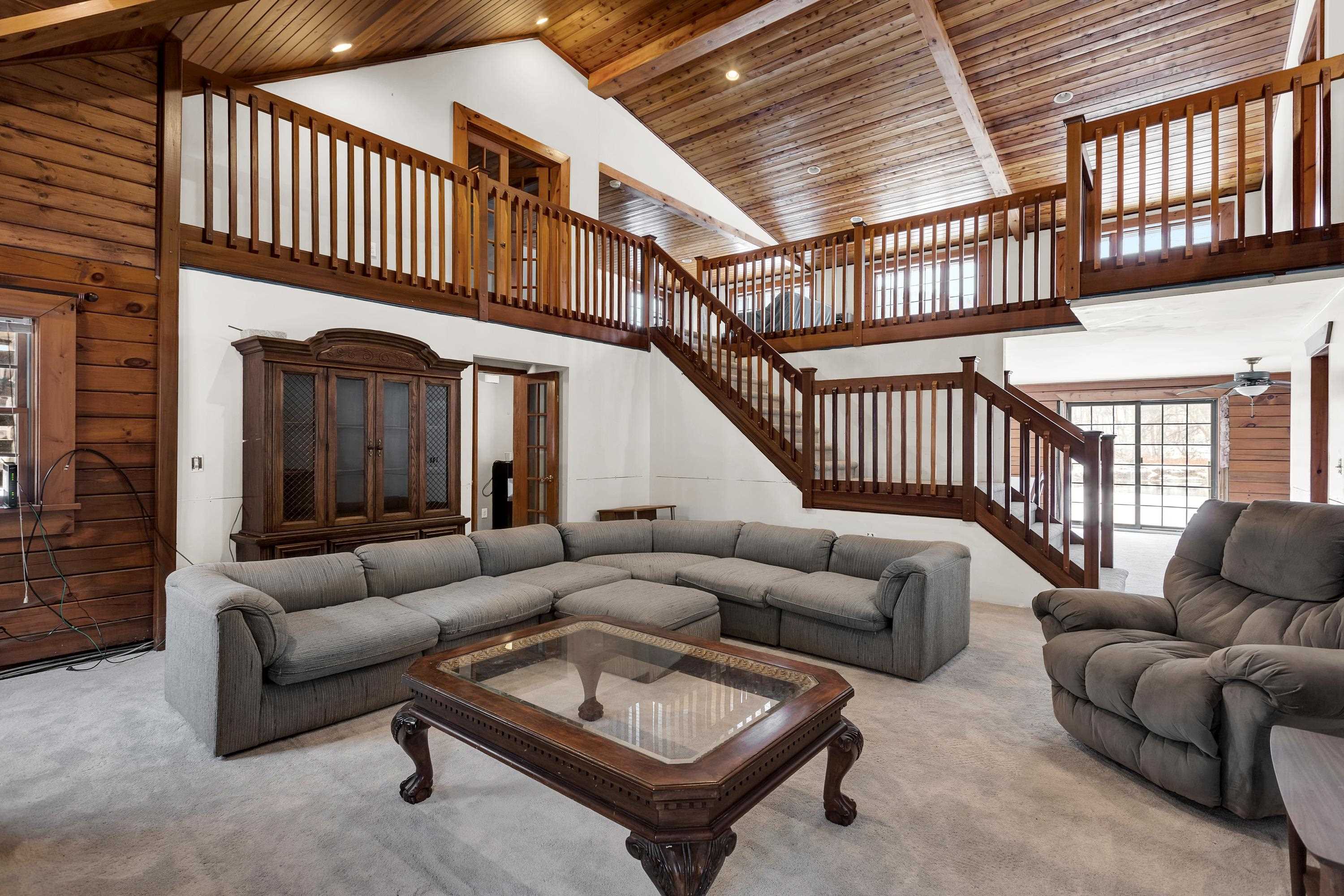 1104 Main Street Cavendish, VT 05153 - Photo 5 of 34