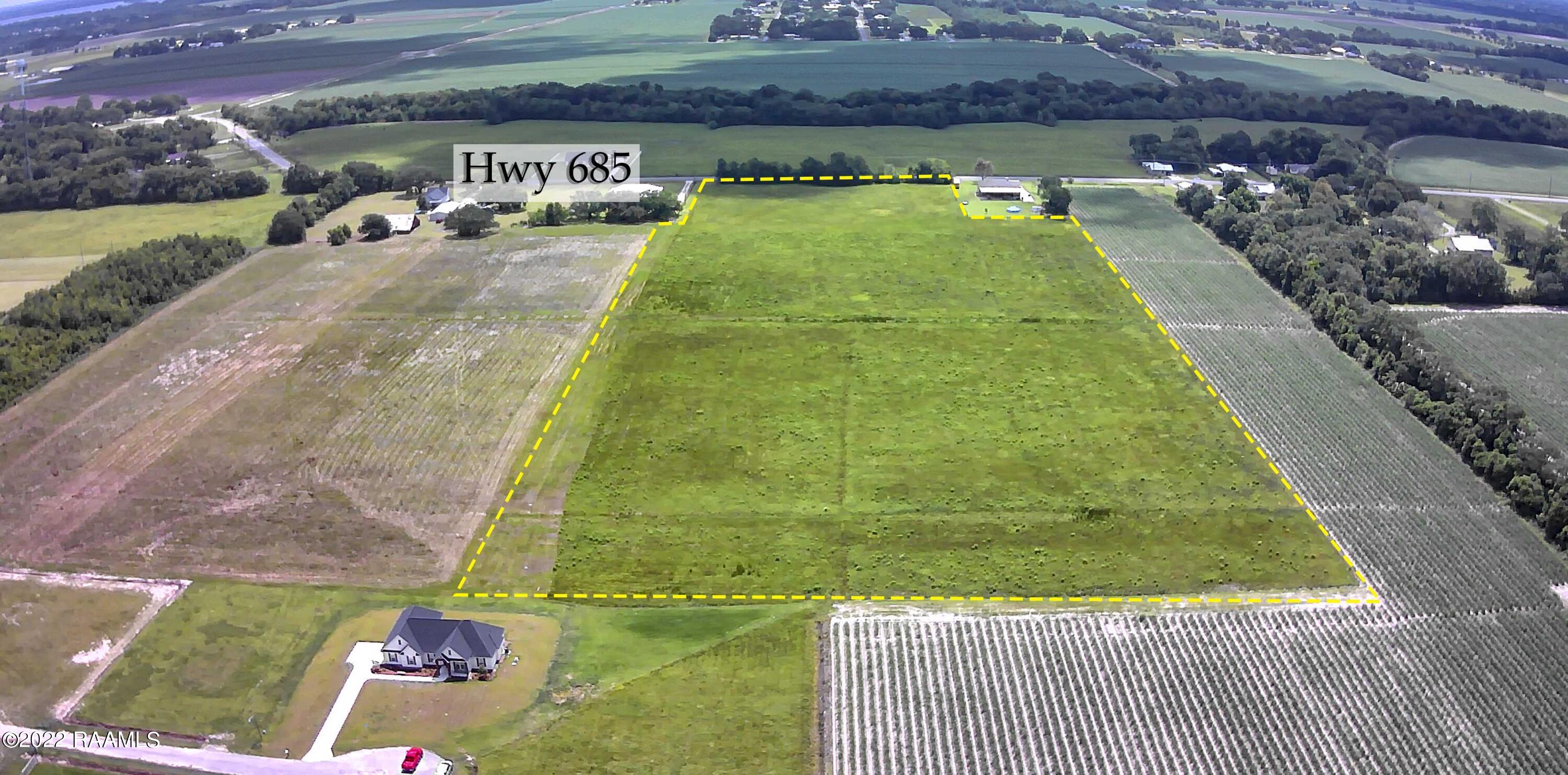 685 Highway 685 Erath, LA 70533 - Photo 5 of 6 Back View 3