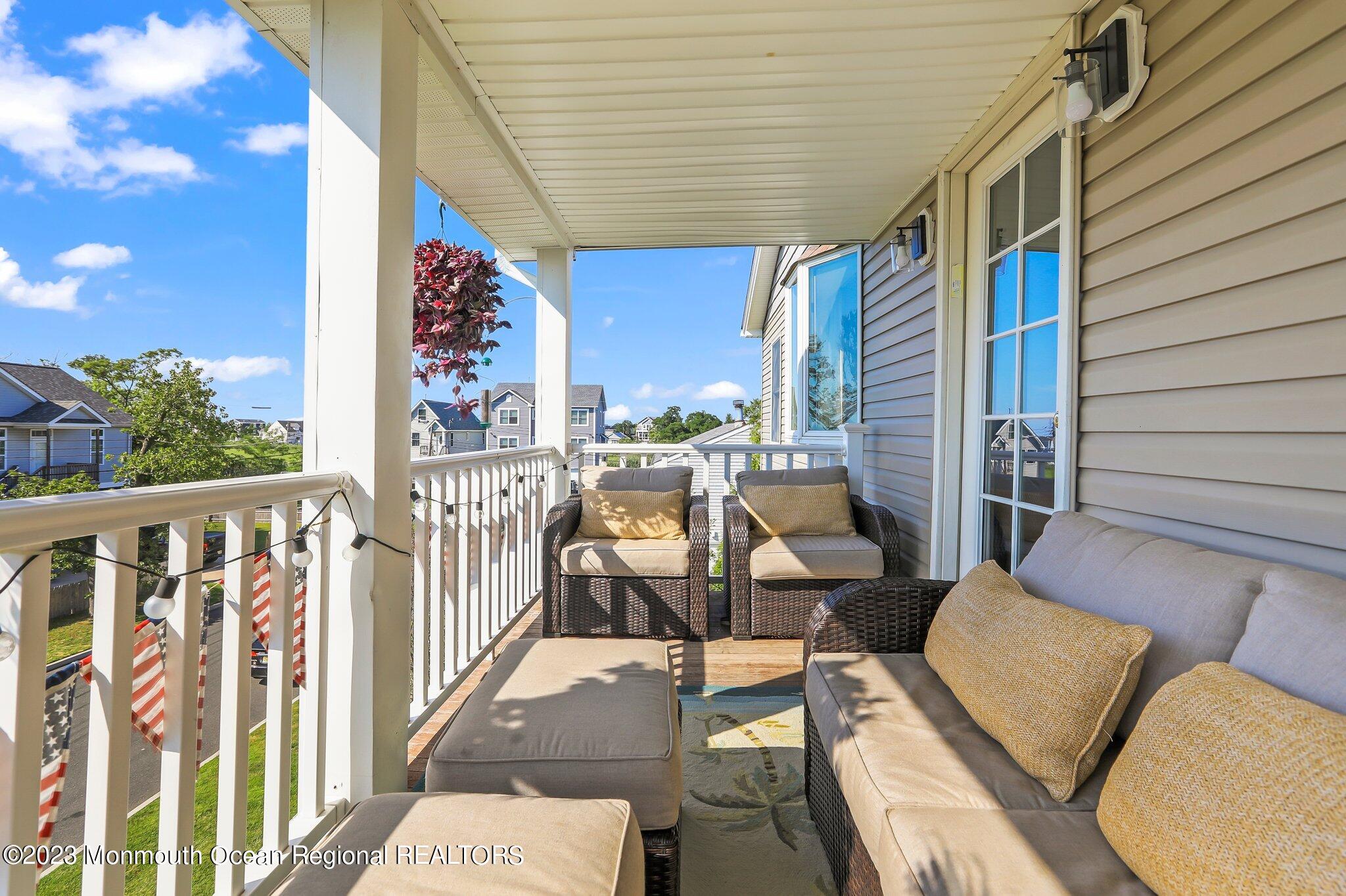 100 State Street Union Beach, NJ 07735 - Photo 17 of 68 5W5A0300