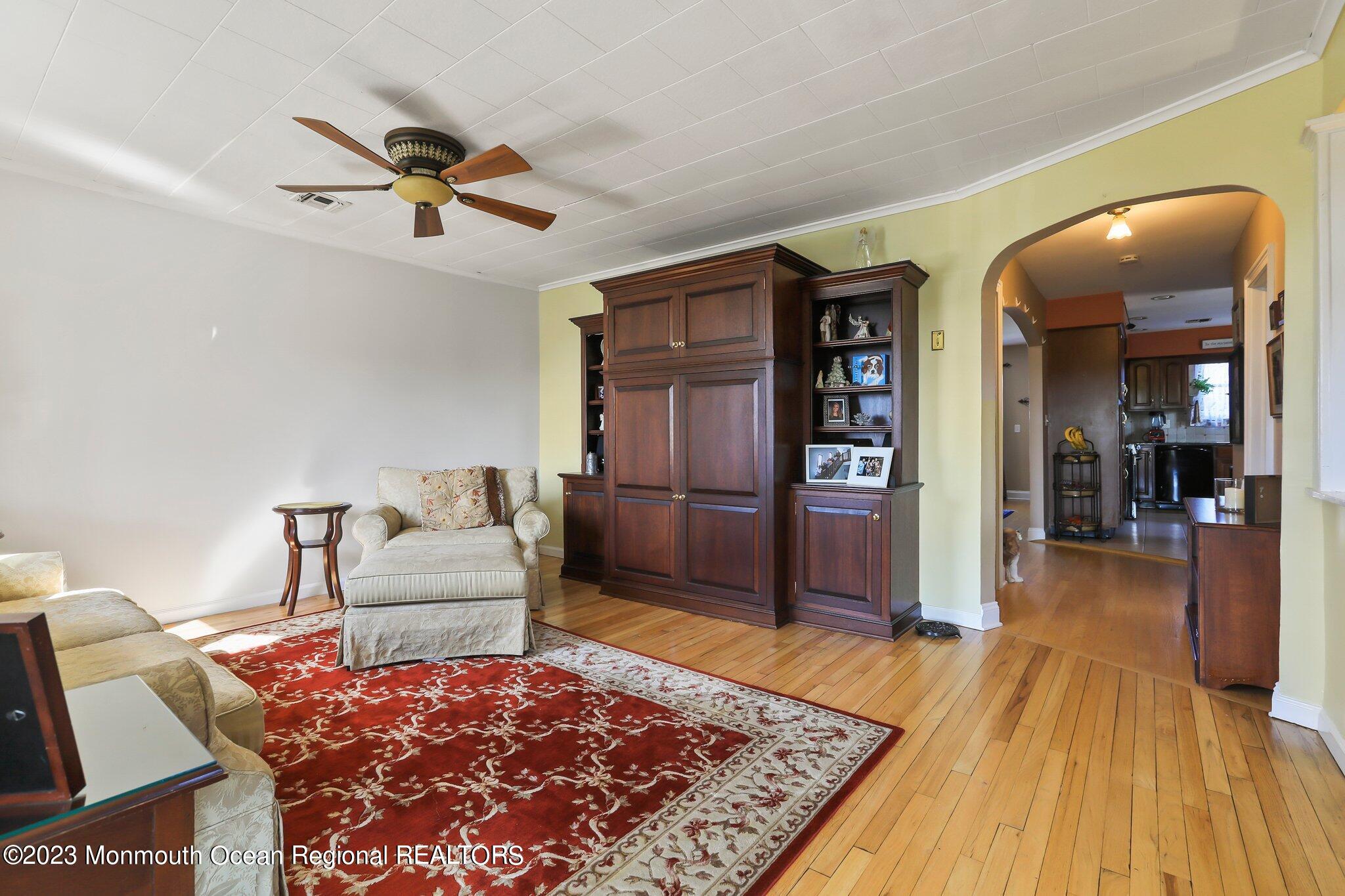 100 State Street Union Beach, NJ 07735 - Photo 29 of 68 5W5A0309