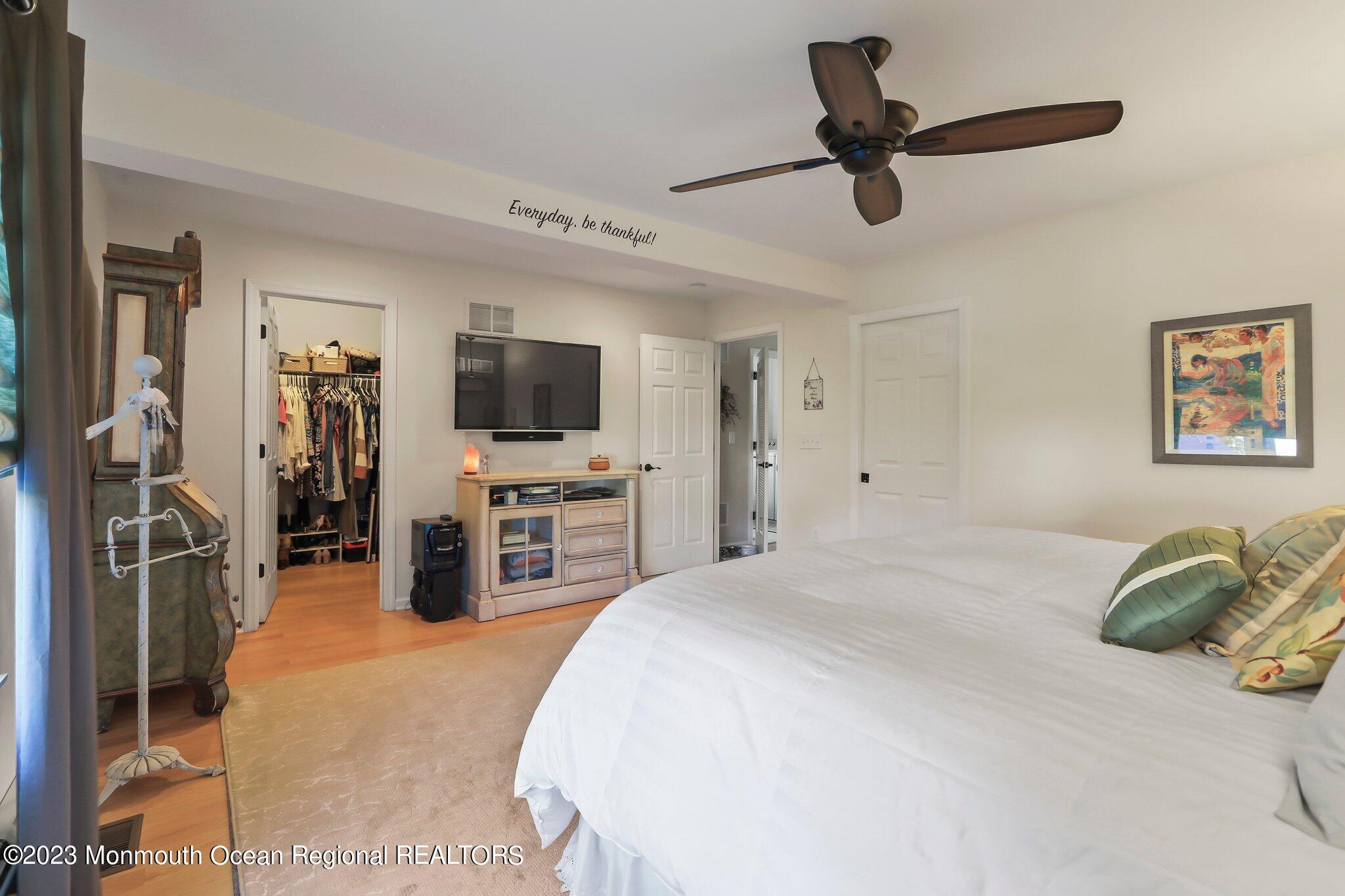 100 State Street Union Beach, NJ 07735 - Photo 39 of 68 5W5A0201