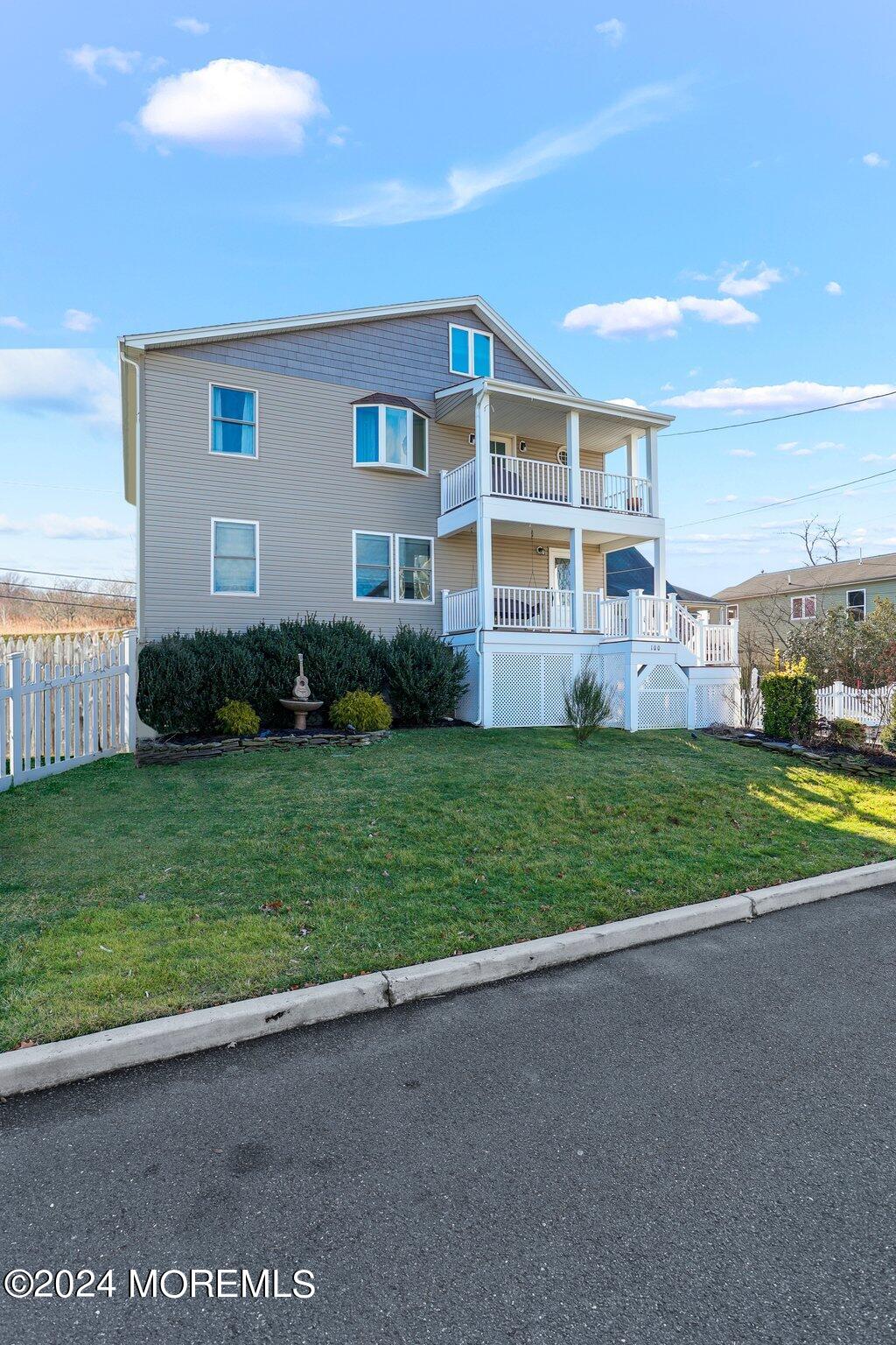100 State Street Union Beach, NJ 07735 - Photo 4 of 68 3-web-or-mls-8V7A3258