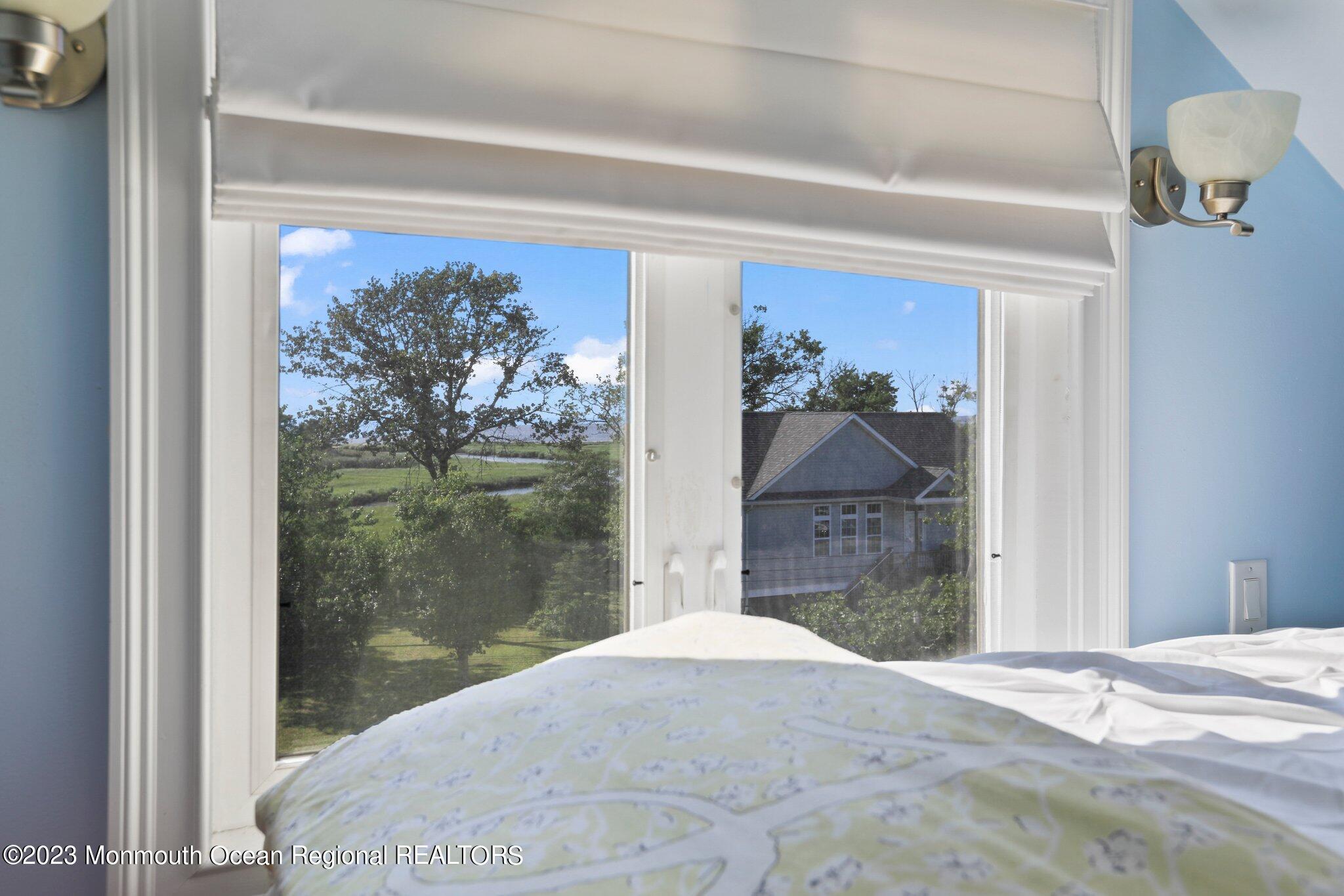 100 State Street Union Beach, NJ 07735 - Photo 45 of 68 5W5A0390