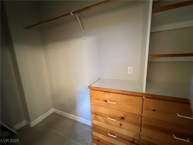 $2,300 | 8824 Iron Hitch Avenue, Las Vegas, NV 89143