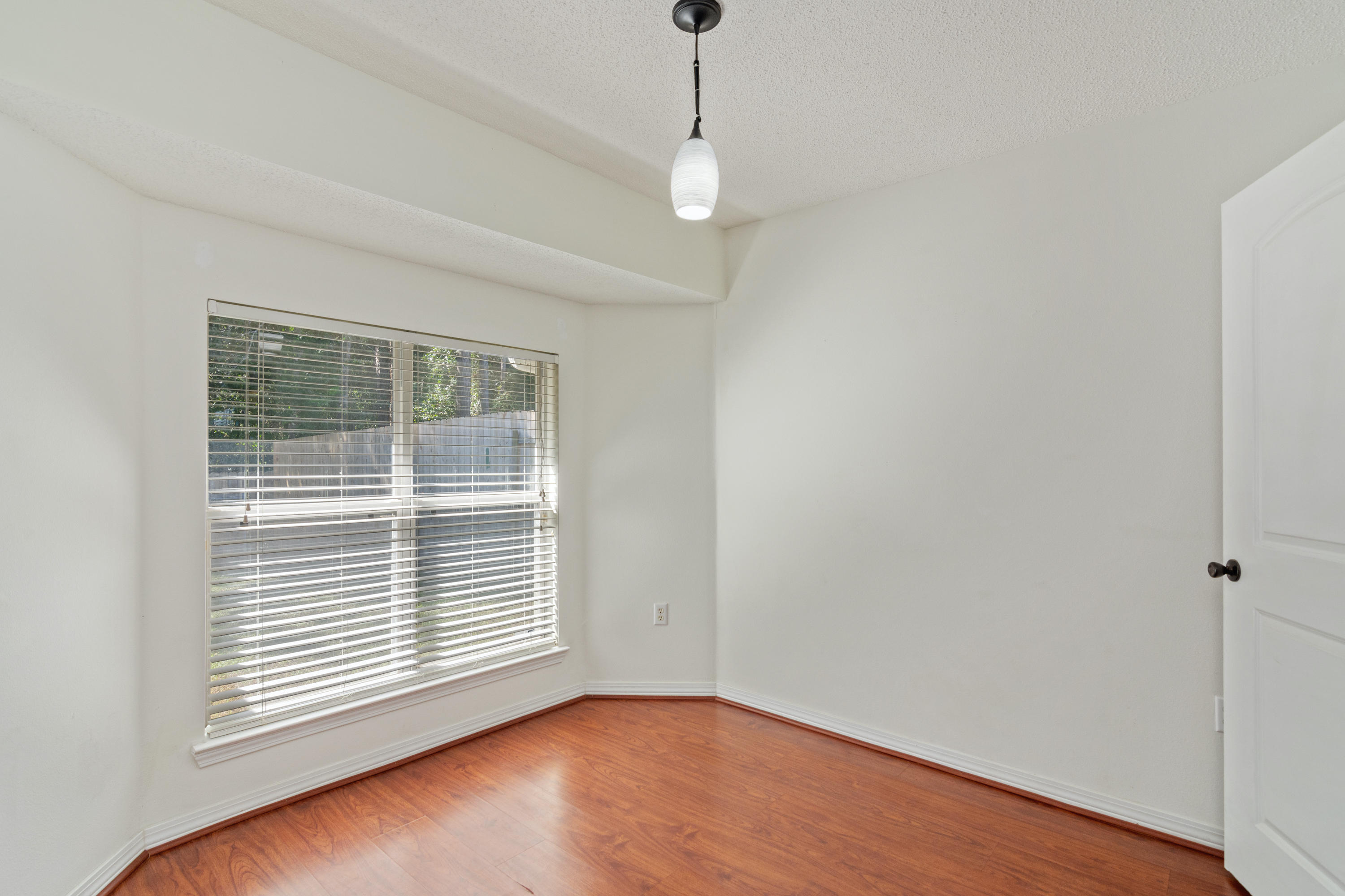 680 Randall Roberts Road Fort Walton Beach, FL 32547 - Photo 16 of 40 Gallery Image 16