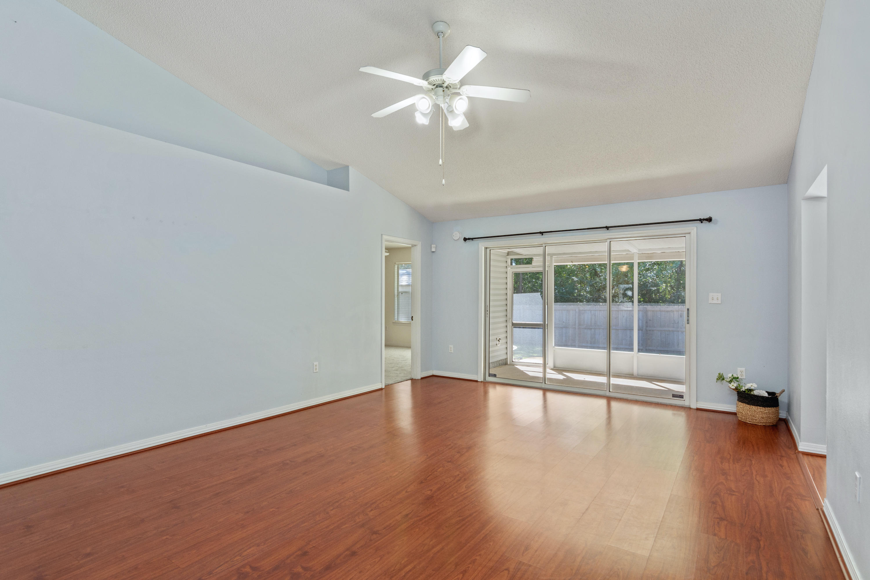 680 Randall Roberts Road Fort Walton Beach, FL 32547 - Photo 6 of 40 Gallery Image 6