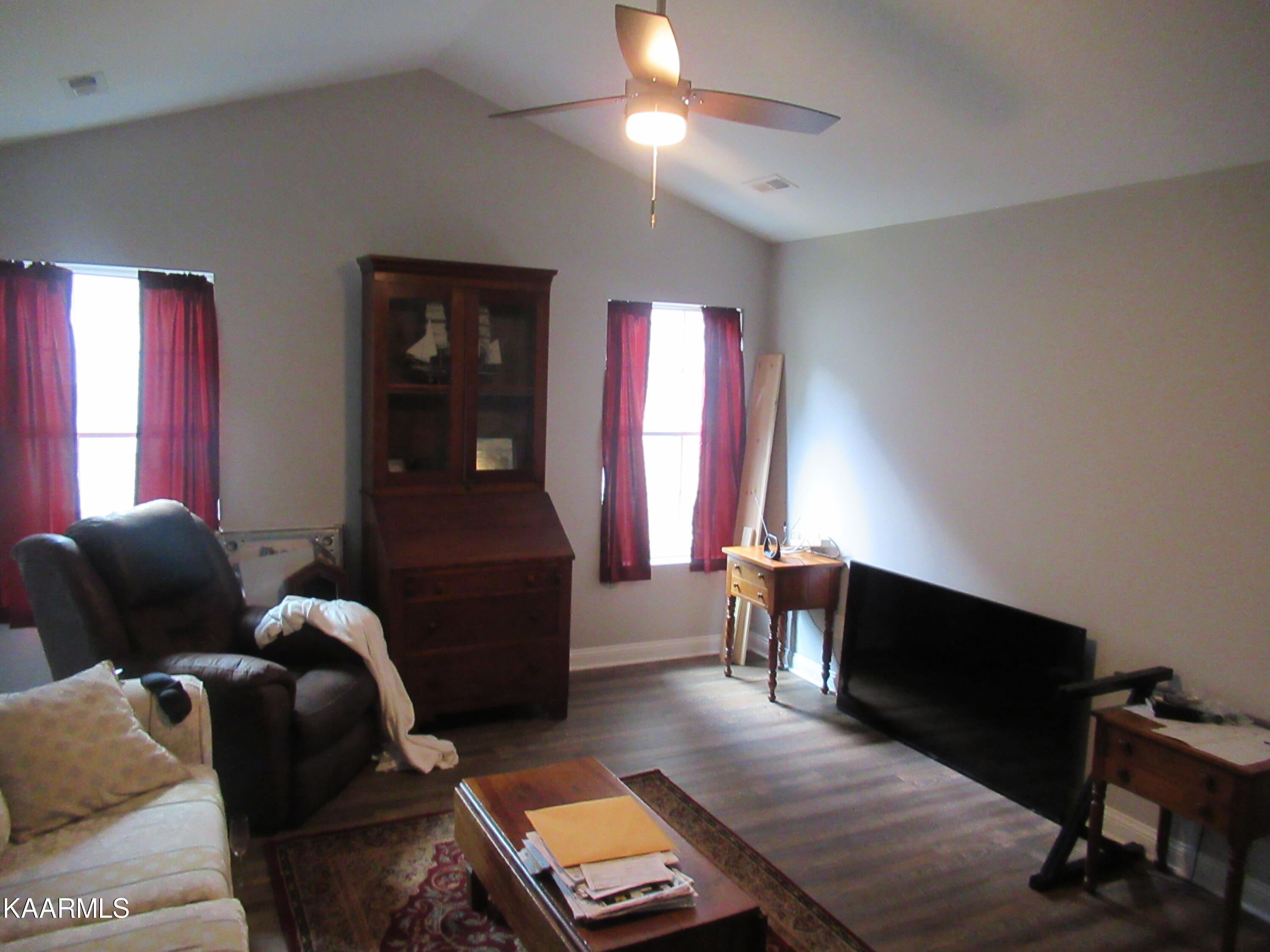 800 Spring Park Road Knoxville, TN 37914 - Photo 3 of 9 IMG_0879