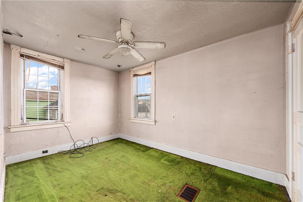 801 Frank Street McKees Rocks, PA 15136 - Photo 19 of 25 a view of an empty room with a window