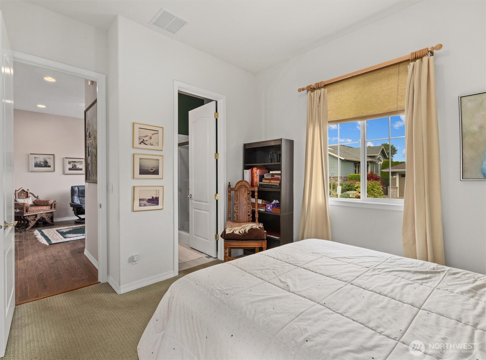 23263 Northeast 126th Street Redmond, WA 98053 - Photo 26 of 38