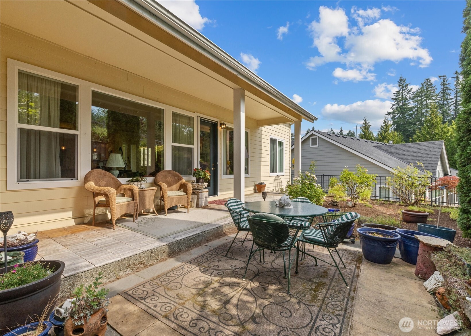 23263 Northeast 126th Street Redmond, WA 98053 - Photo 33 of 38