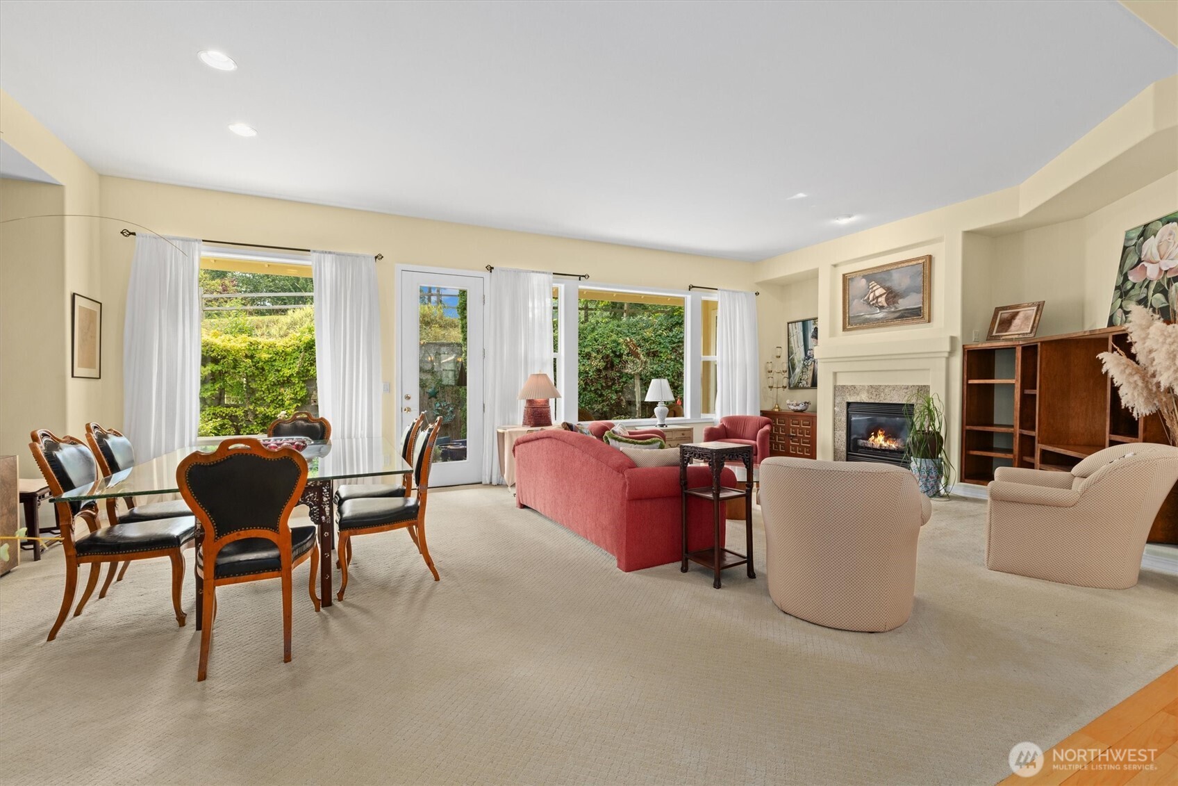 23263 Northeast 126th Street Redmond, WA 98053 - Photo 8 of 38