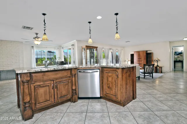 $419,900 | 4301 East Sacaton Street, Phoenix, AZ 85044