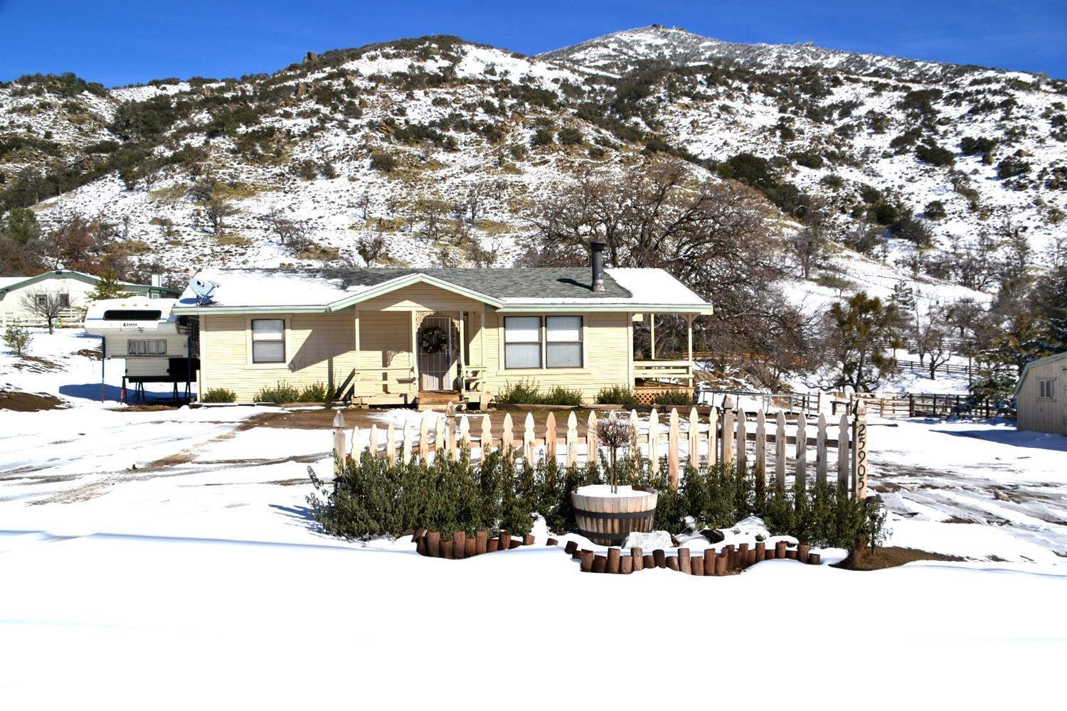 25905 Bear Valley Road Tehachapi, CA 93561 - Photo 21 of 23 Gallery Image 21