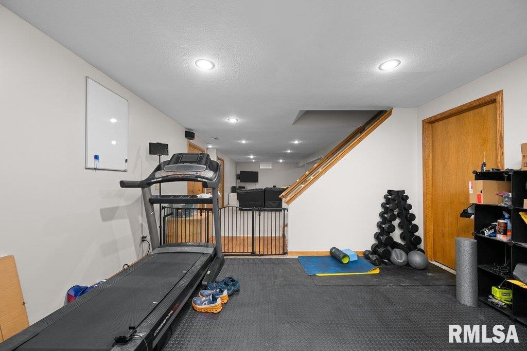 1459 Plum Tree Road Bettendorf, IA 52722 - Photo 30 of 43 Gallery Image 30