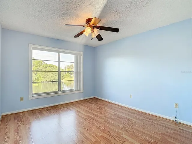 $129,000 | 4925 Myrtle Oak Drive, Unit 26, New Port Richey, FL 34653