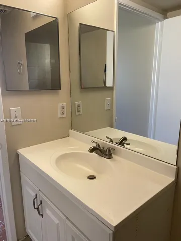 $2,399 | 6065 Northwest 186th Street, Unit 304, Hialeah, FL 33015