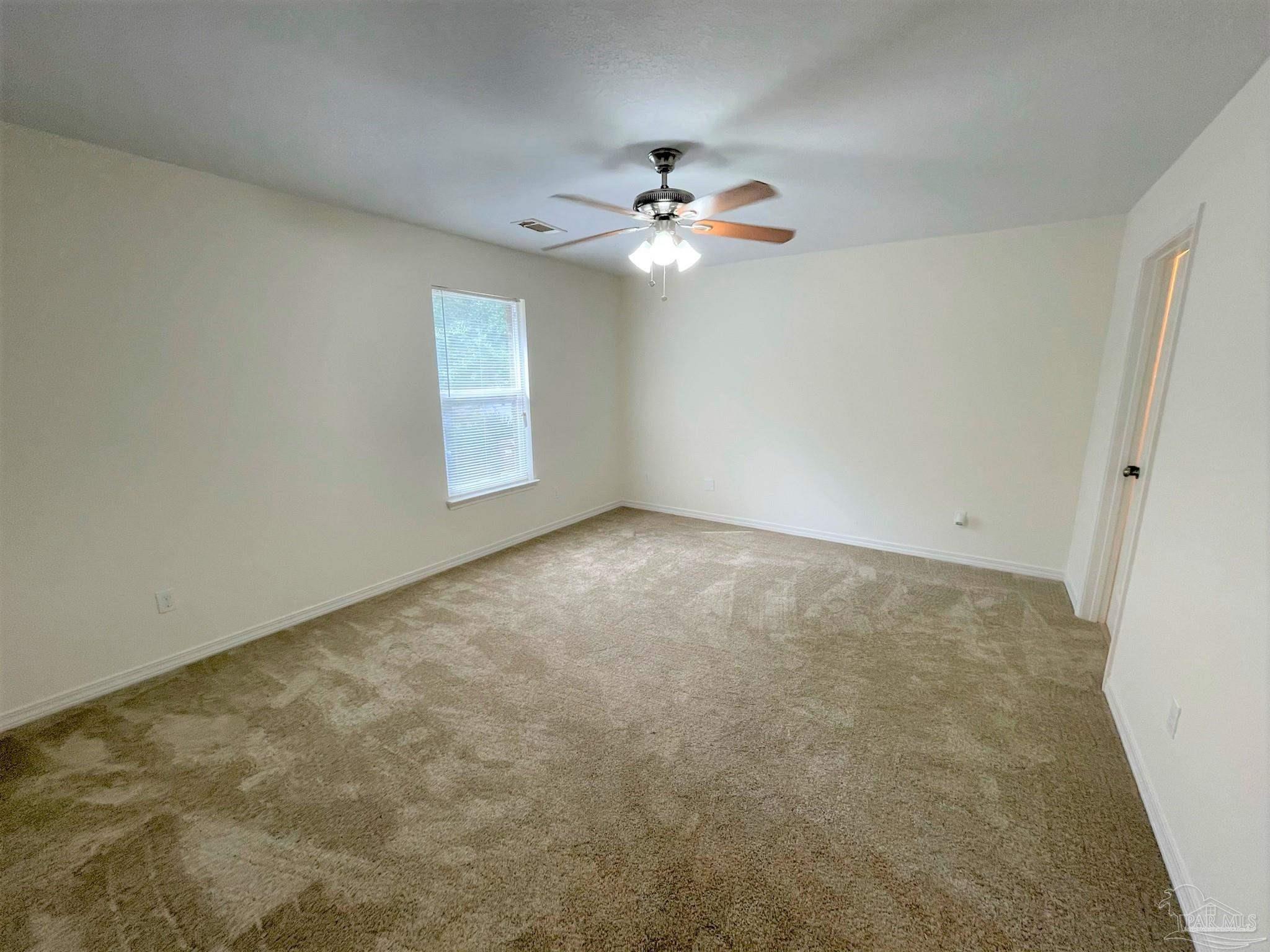 1786 Kell Road Gulf Breeze, FL 32563 - Photo 5 of 10