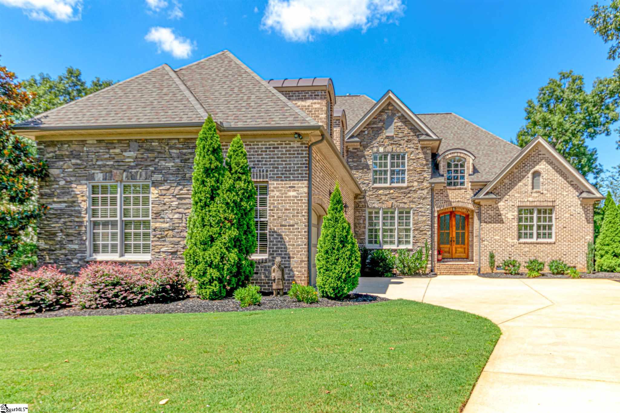 112 Ledgestone Way Greer, SC 29651 - Photo 2 of 30 Gallery Image 2