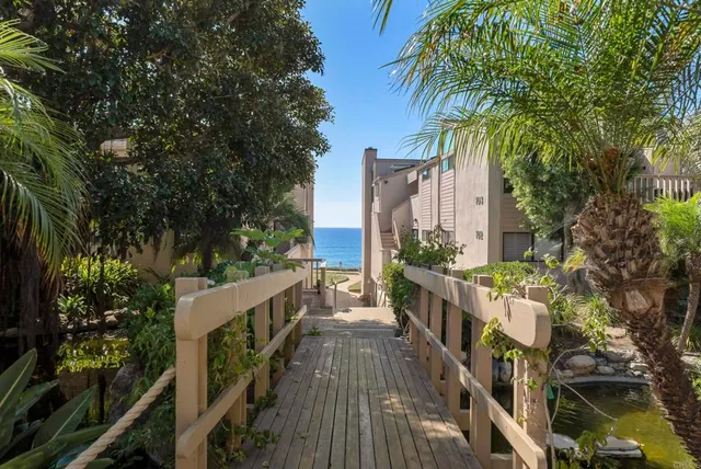 $1,257,000 | 585 South Sierra Avenue, Unit 27, Solana Beach, CA 92075