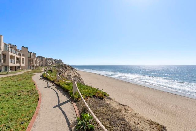 $1,257,000 | 585 South Sierra Avenue, Unit 27, Solana Beach, CA 92075