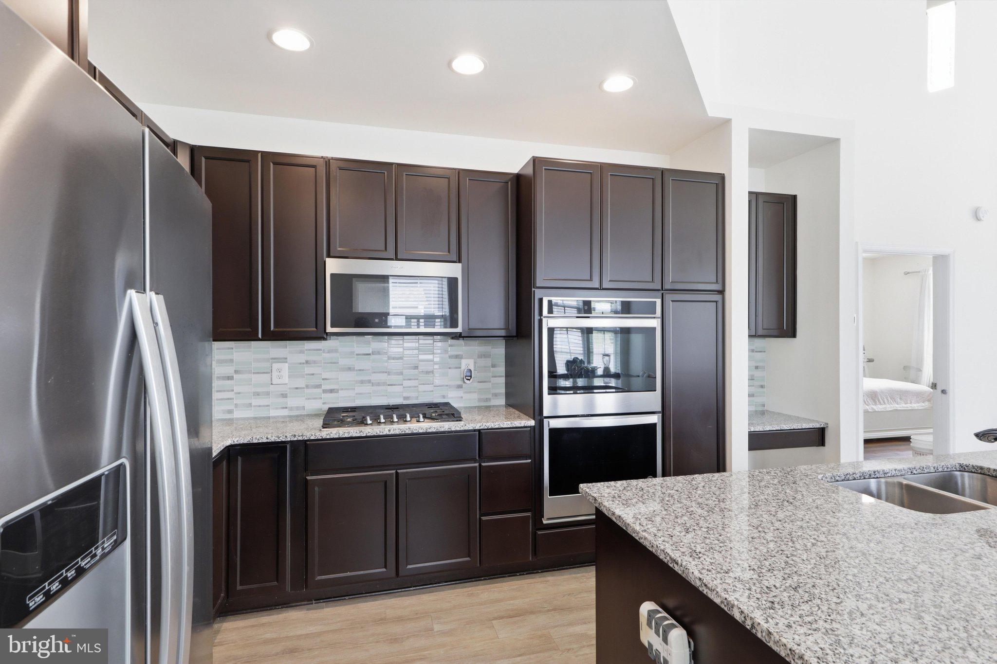 10243 Rashti Court Hagerstown, MD 21740 - Photo 8 of 40 Kitchen