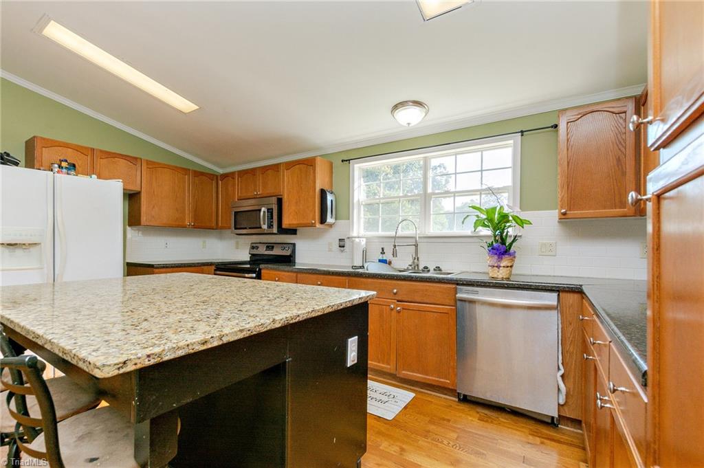 157 Archie Lane Lexington, NC 27295 - Photo 7 of 24 Gallery Image 7