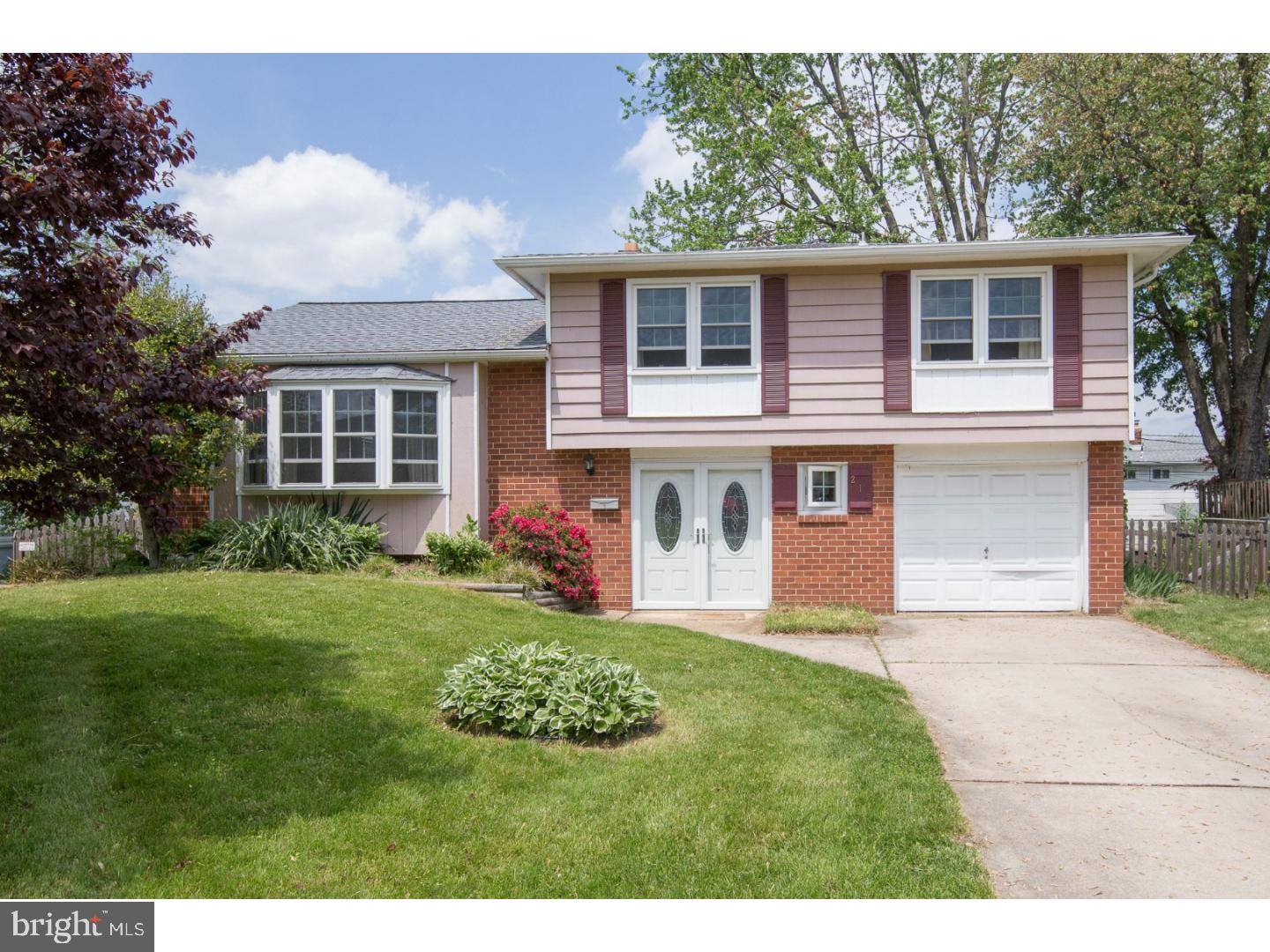 216 South Dillwyn Road Newark, DE 19711 - Photo 1 of 25 Gallery Image 1