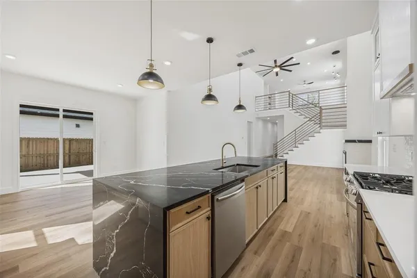 $564,999 | 3910 Harlingen Street, Dallas, TX 75212