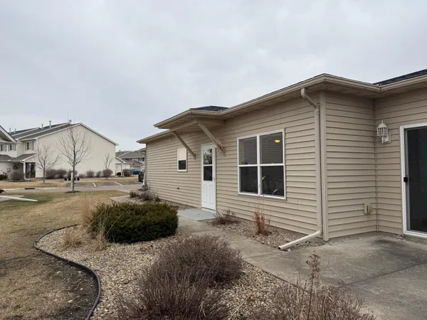 $275,000 | 934 Serenity Circle, Young America, MN 55397