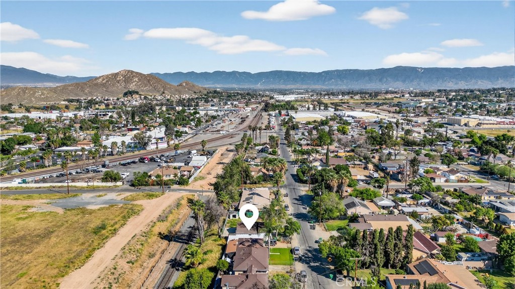 475 Transit Avenue Riverside, CA 92507 - Photo 33 of 34