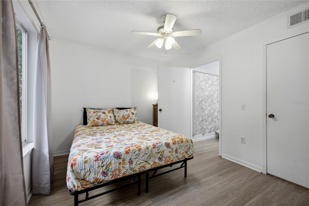 3921 Southwest 34th Street, Unit 1C Gainesville, FL 32608 - Photo 15 of 21