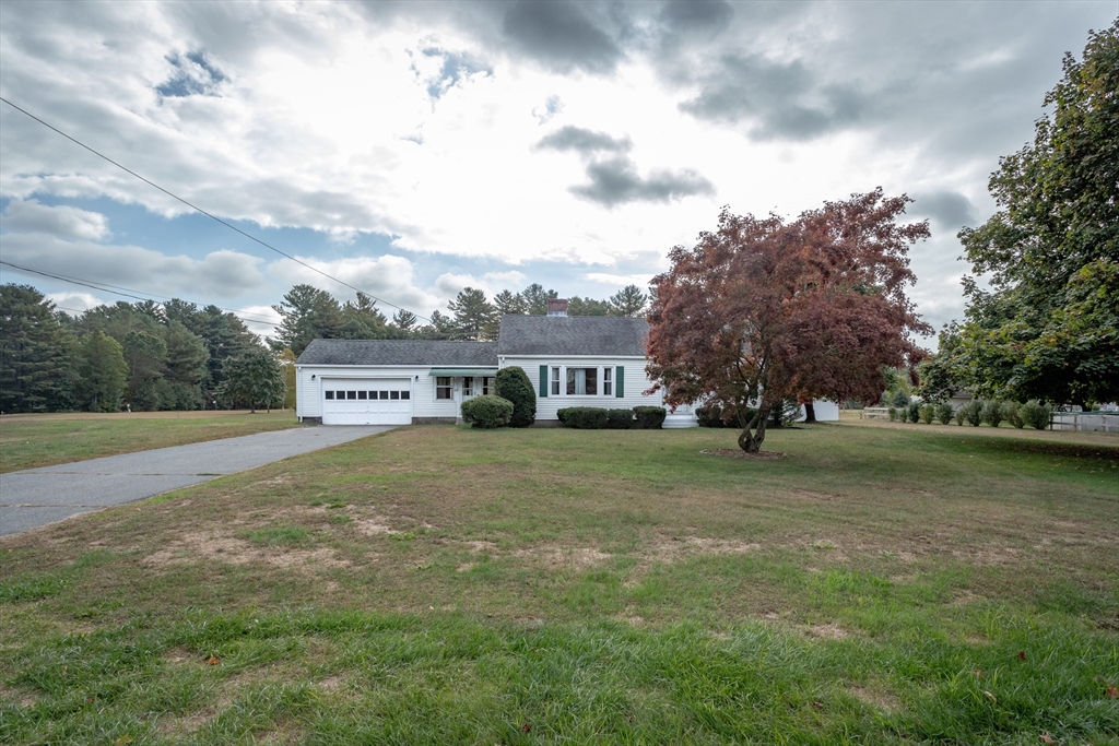 266 Hillside Road Westfield, MA 01085 - Photo 6 of 37 Gallery Image 6