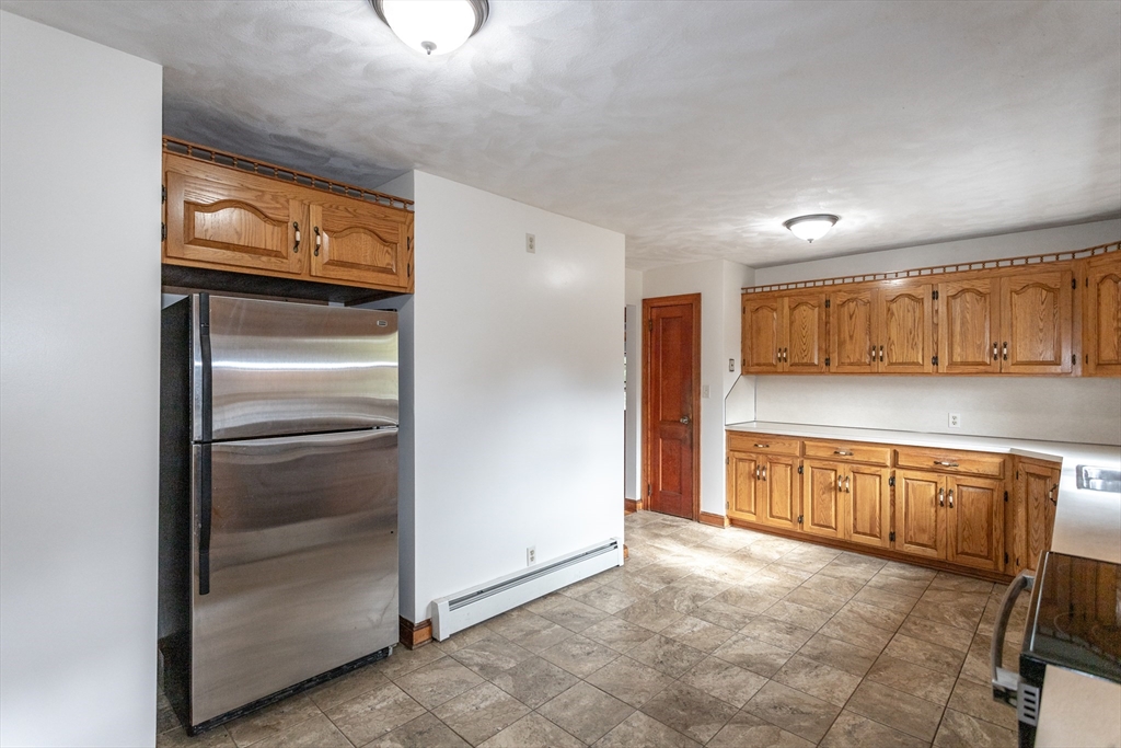 266 Hillside Road Westfield, MA 01085 - Photo 8 of 37 Gallery Image 8
