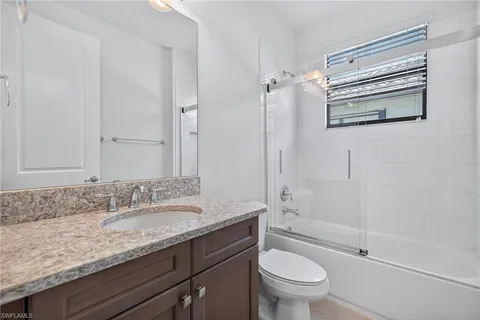 $1,225,000 | 4126 Aspen Chase Drive, Naples, FL 34119