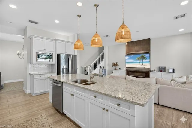 $1,249,000 | 4126 Aspen Chase Drive, Naples, FL 34119