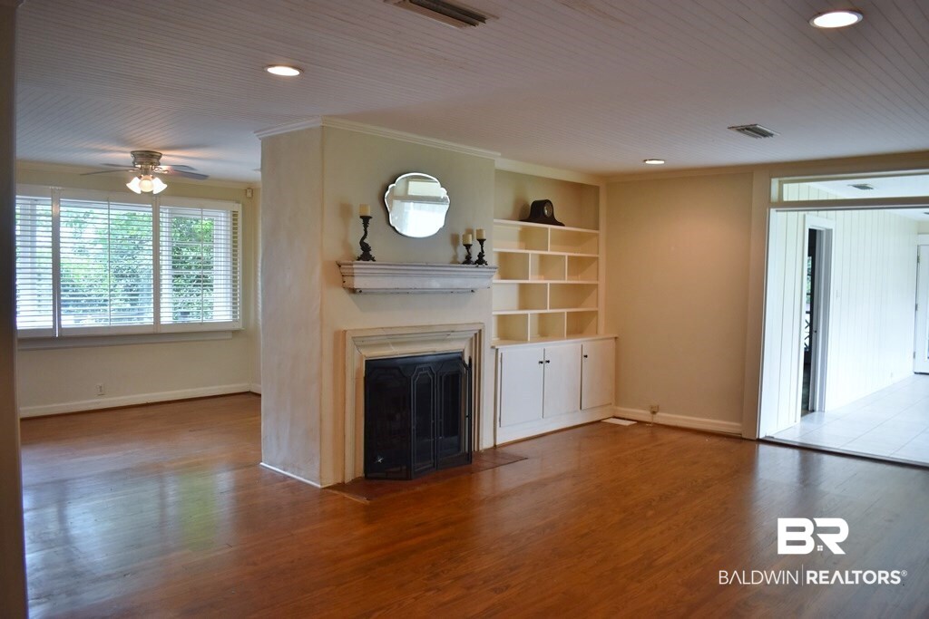 352 South Summit Street Fairhope, AL 36532 - Photo 4 of 49 View from Foyer
